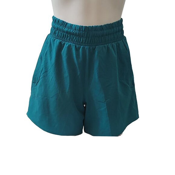 Under Armour Women's Blue Flex Woven Vanish 5" Shorts - Picture 1 of 5